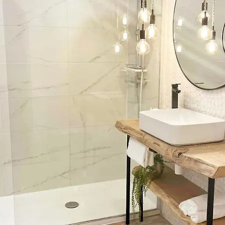 펜션 Mini Independante A 350m De La *