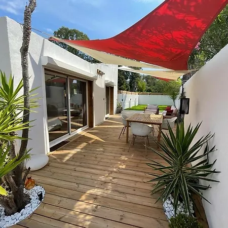 펜션 Mini Independante A 350m De La *