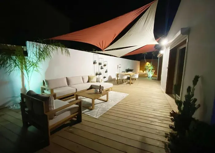 Mini Independante A 350m De La